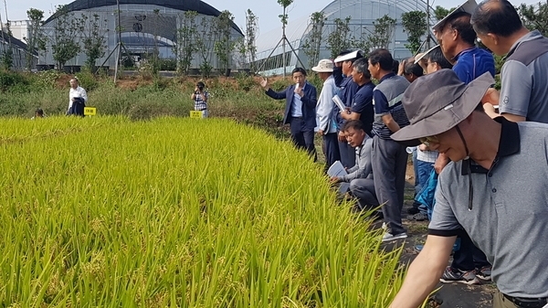 신안군, 농업기술보급 시범사업 종합평가회 성료..