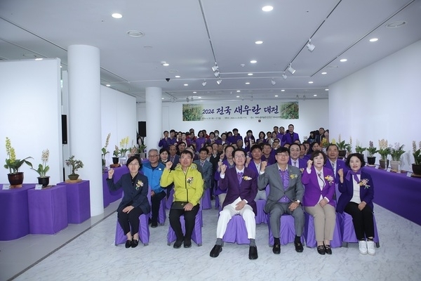 신안군, ‘전국 새우란 축제’ 속에 ‘전국 새우란 대전’ 함께하다..